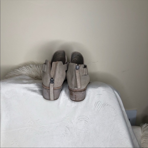 Dolce Vita Taupe Booties - Picture 2 of 4